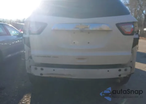 2017 Chevrolet Traverse Ls из США, поврежденный, VIN 1GNKVFKD6HJ107662